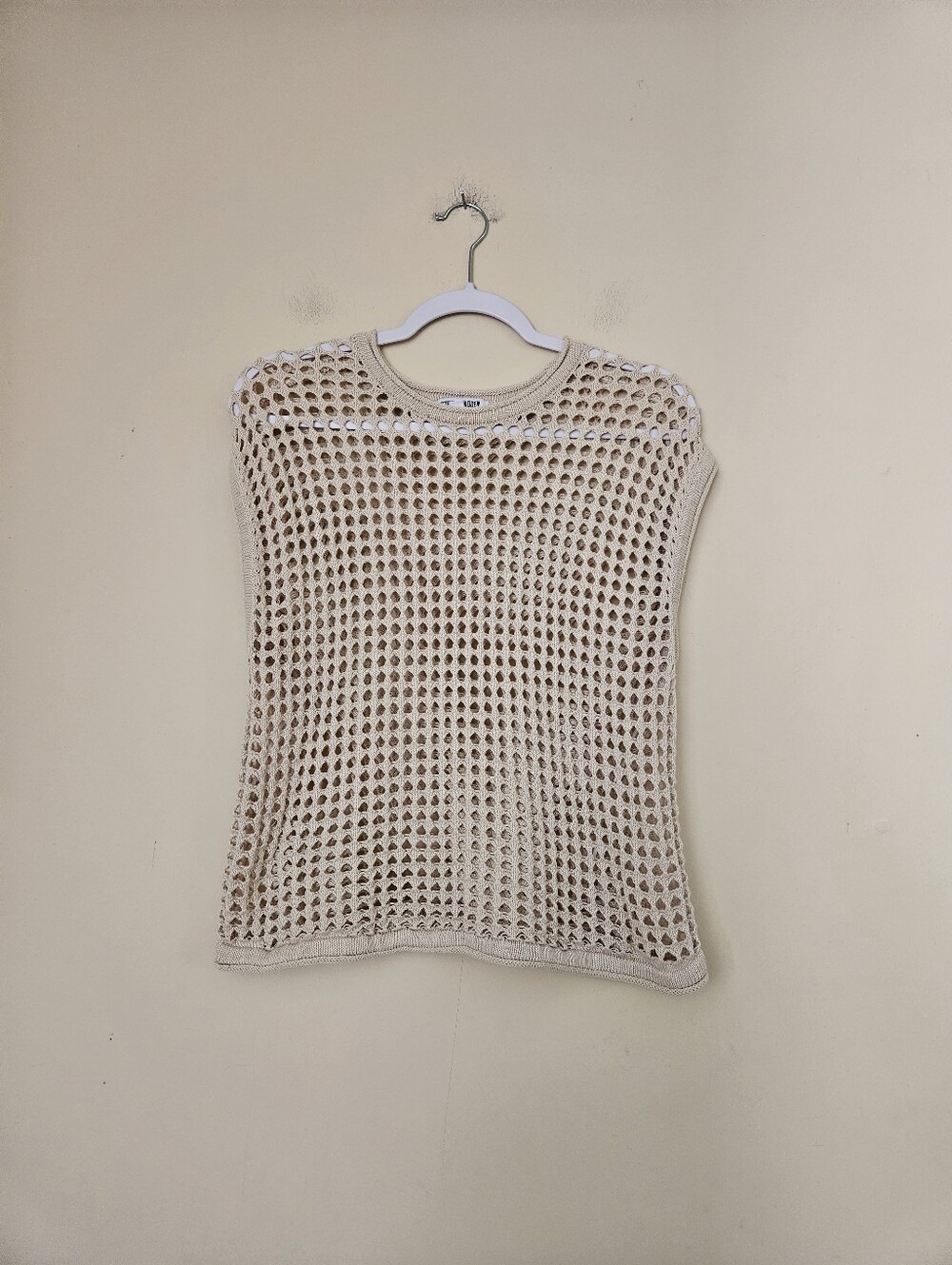 Steve Madden Open-Knit Sleeveless Tank in Cream, Size Large